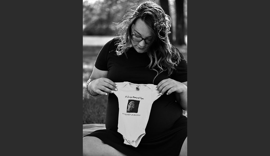 Black and white maternity close up